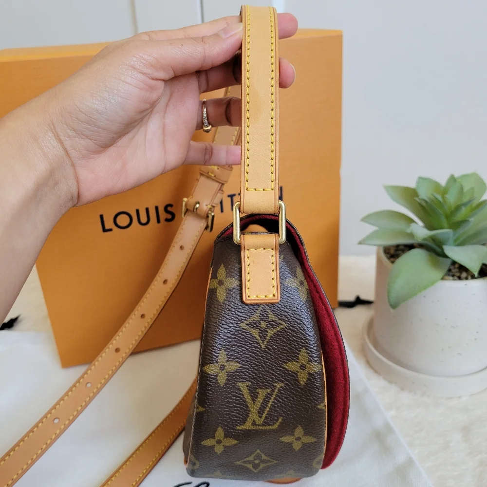 VERY CUTE ❤️Authentic LOUIS VUITTON Tambourine Shoulder/Crossbody Bag Monogram